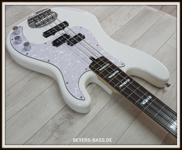 Preview: Lakland Skyline 44-64C Custom, White Gloss